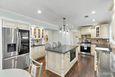740 Evans Street Lacey NJ 08734