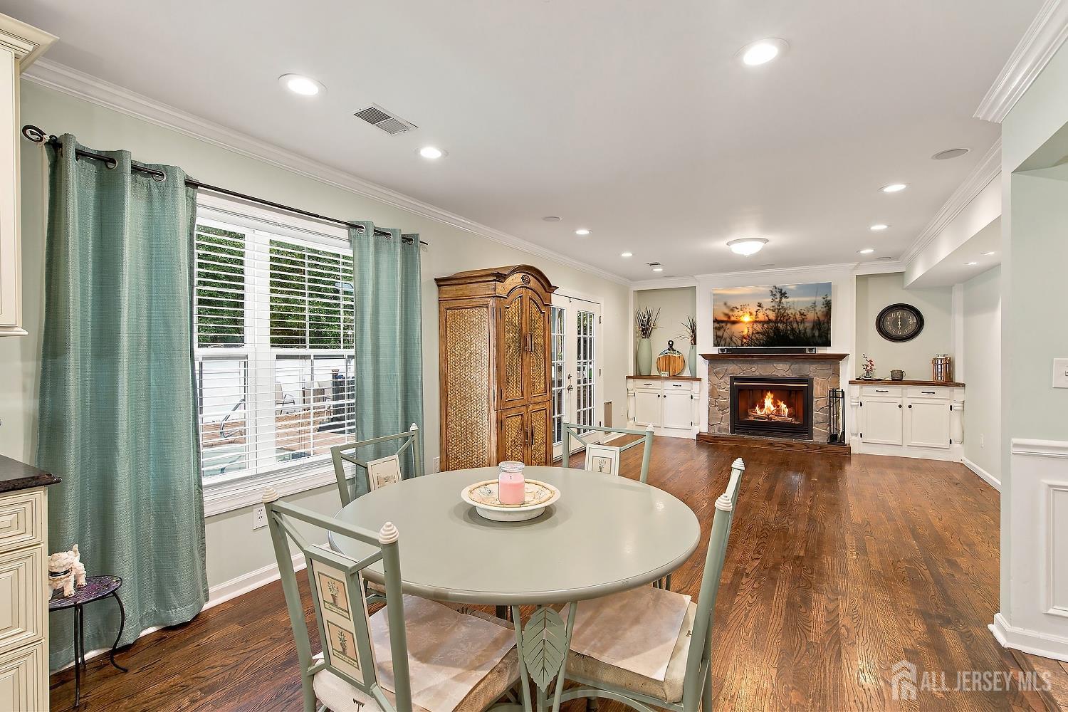 740 Evans Street Lacey NJ 08734