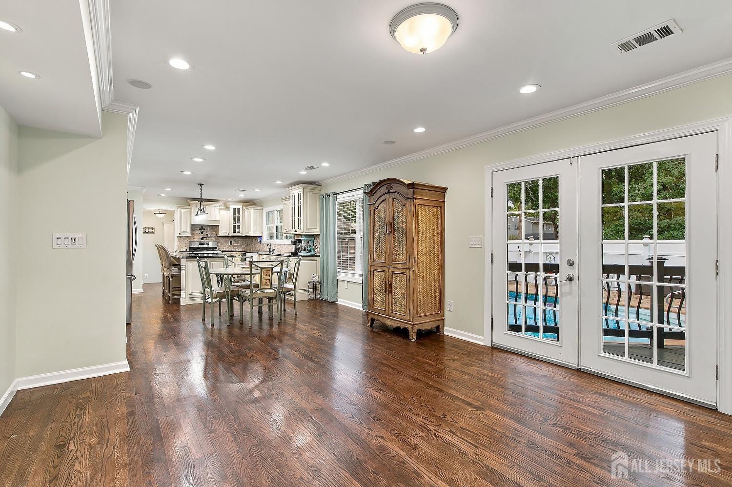740 Evans Street Lacey NJ 08734