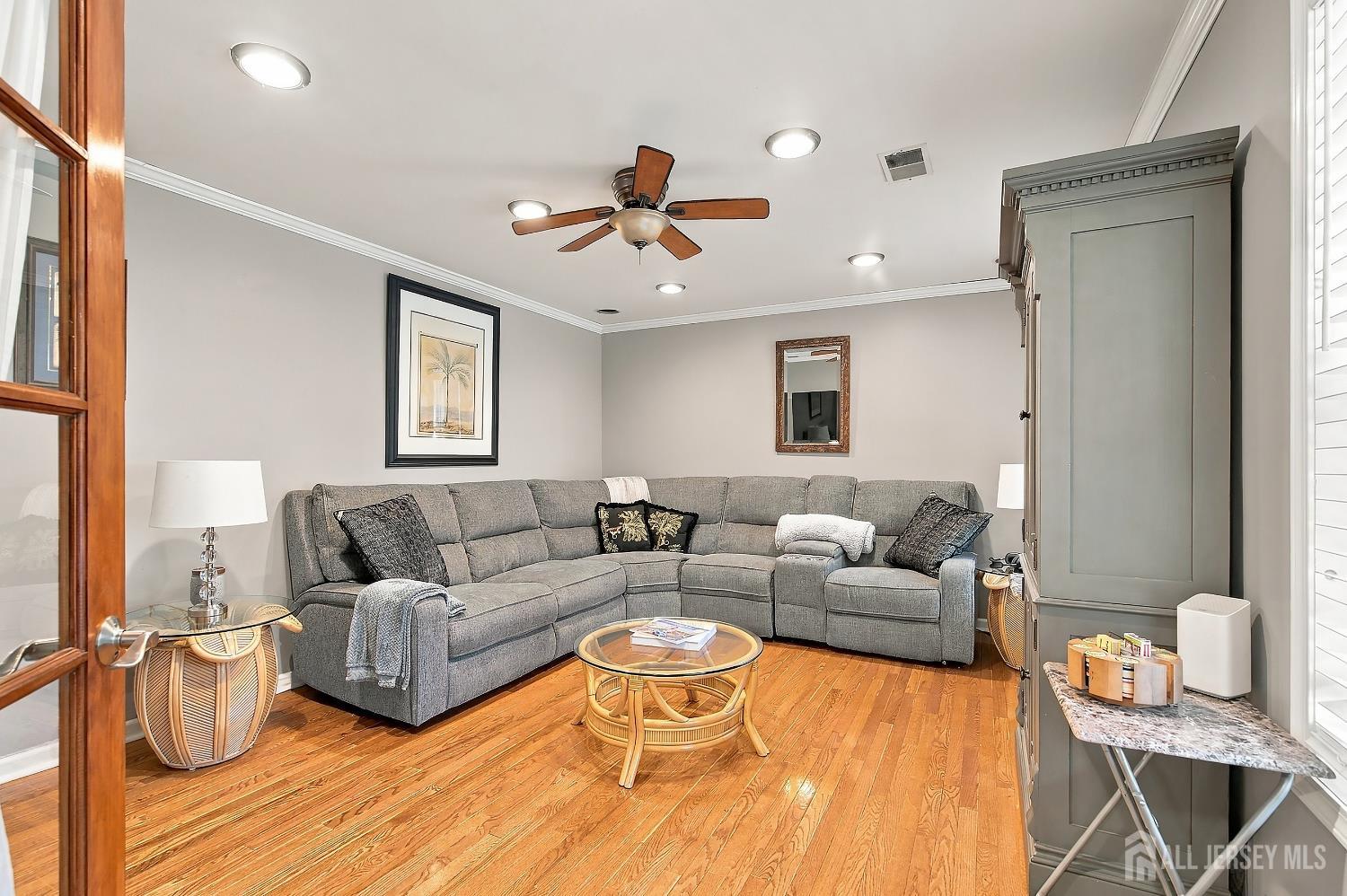 740 Evans Street Lacey NJ 08734