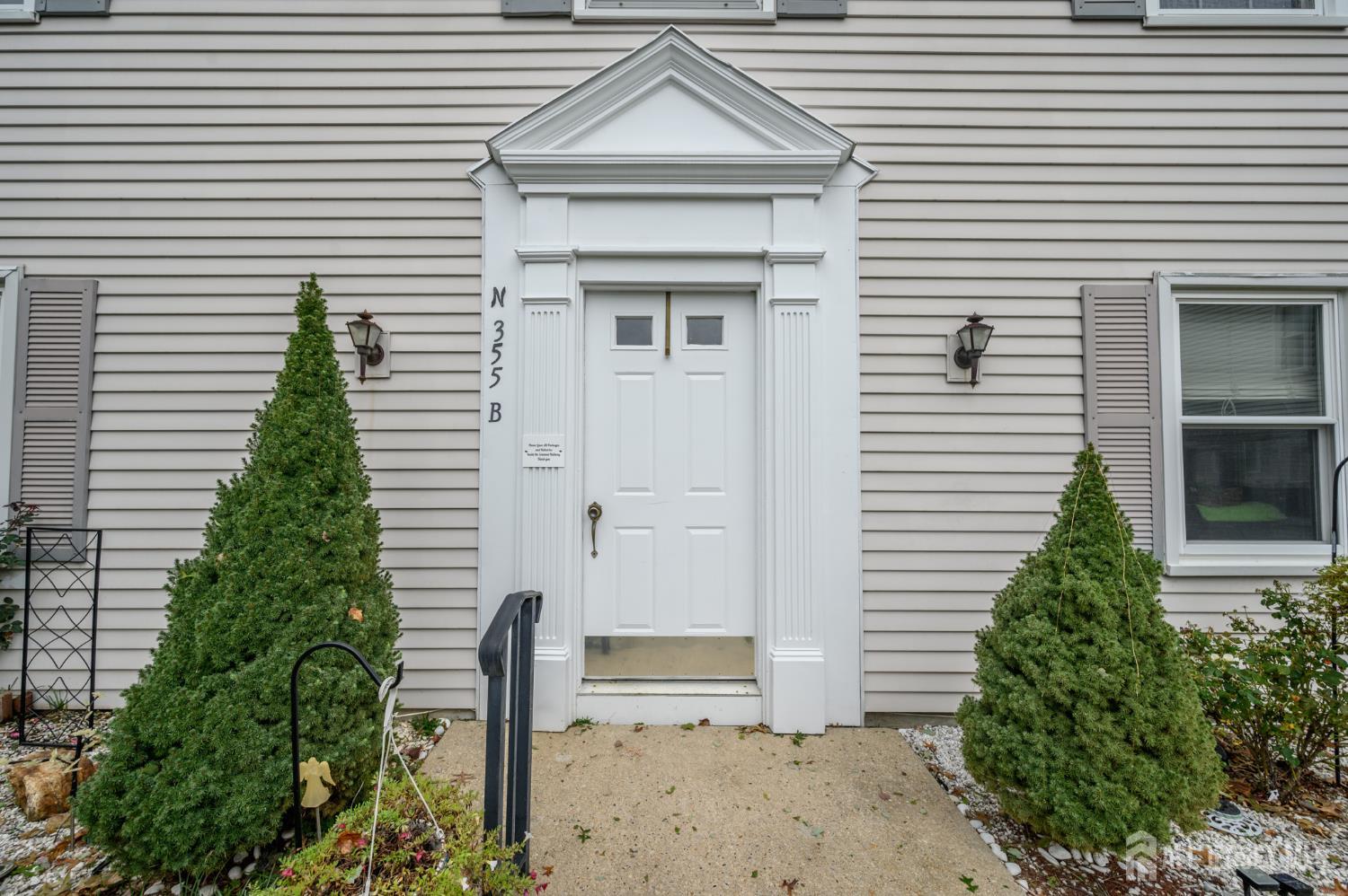 355 Old Nassau Road Monroe NJ 08831