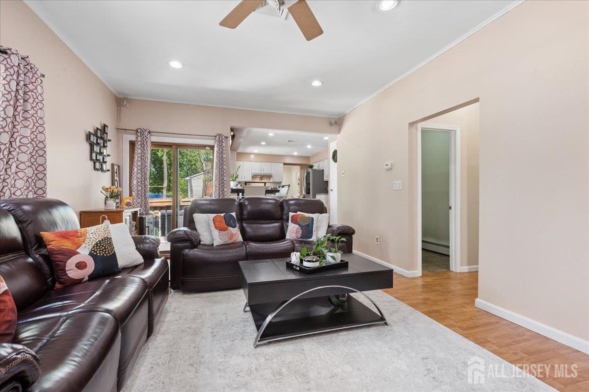 24 Sandalwood Drive Edison NJ 08820