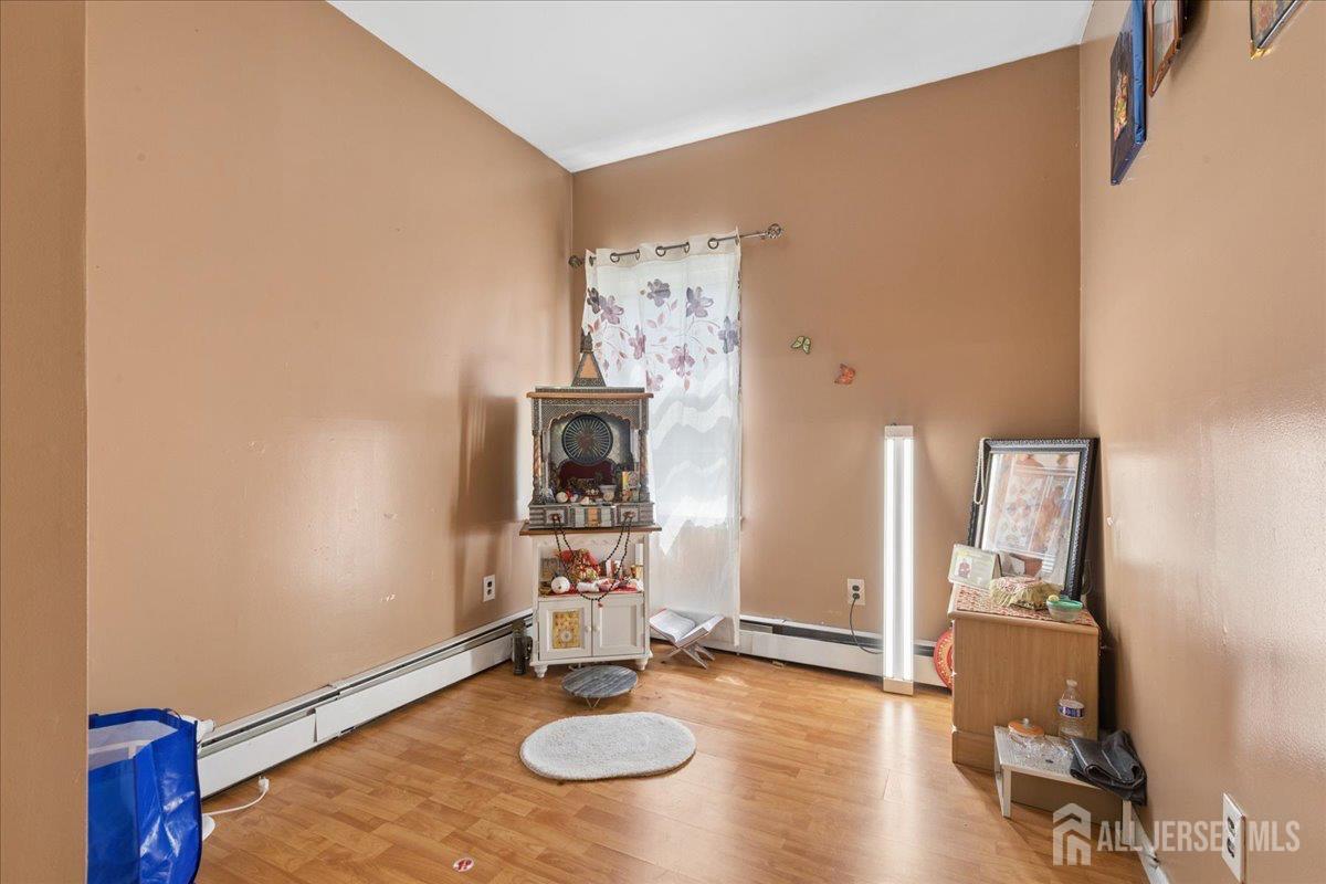 24 Sandalwood Drive Edison NJ 08820