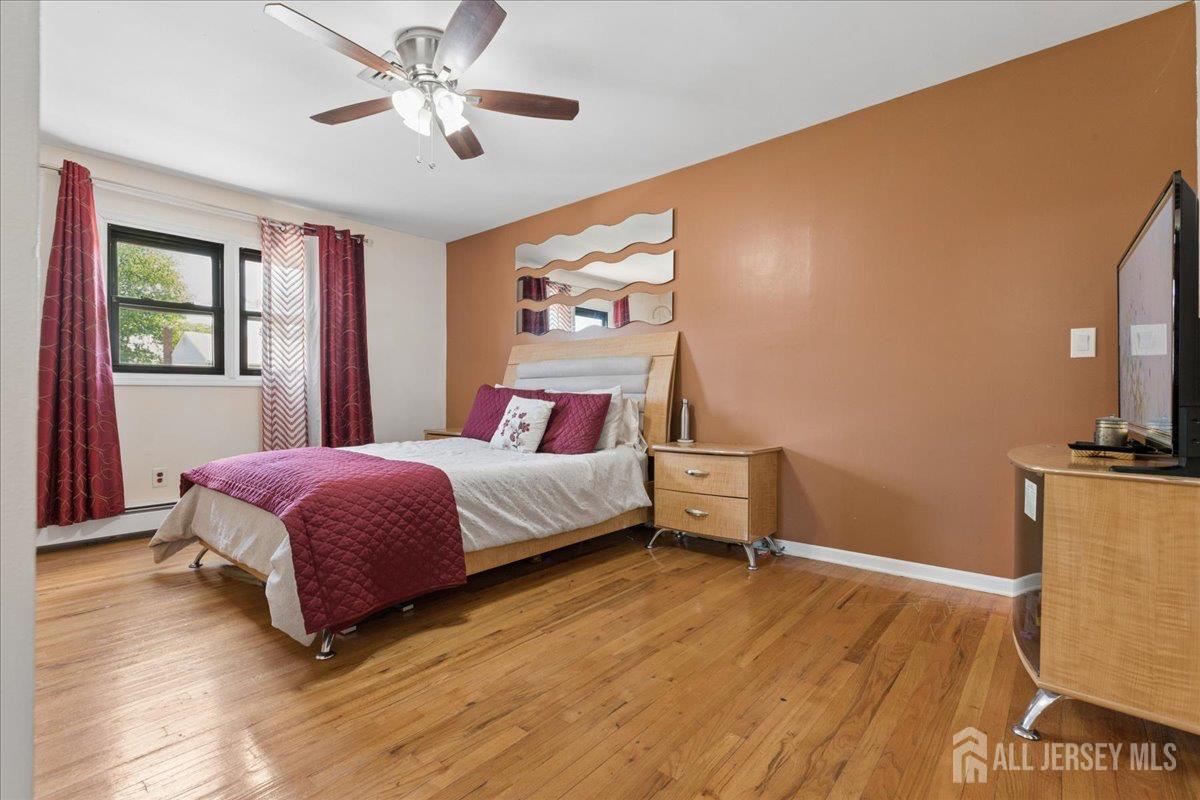 24 Sandalwood Drive Edison NJ 08820