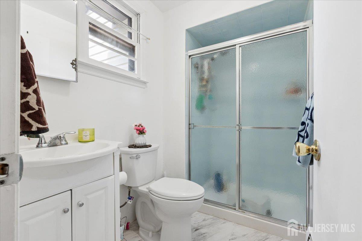 24 Sandalwood Drive Edison NJ 08820