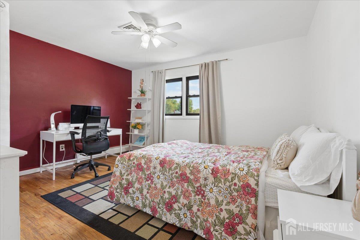 24 Sandalwood Drive Edison NJ 08820