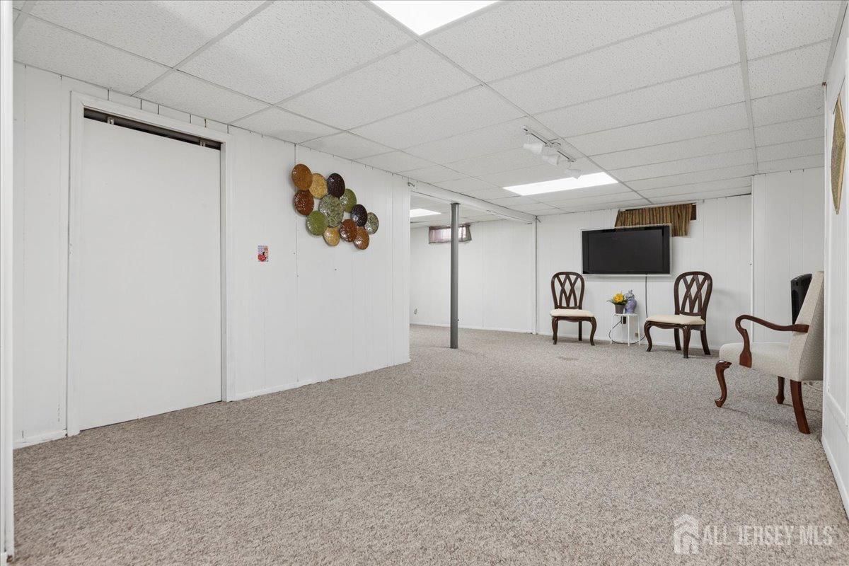 24 Sandalwood Drive Edison NJ 08820
