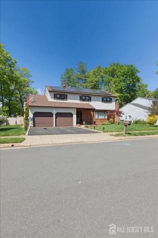24 Sandalwood Drive Edison NJ 08820