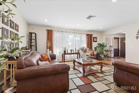 24 Sandalwood Drive Edison NJ 08820
