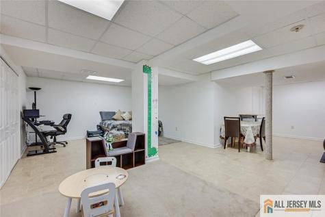 6 Aster Way South Brunswick NJ 08810
