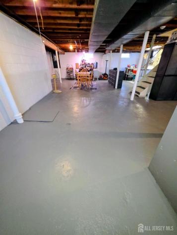 19 E 2nd Street Port Reading NJ 07064