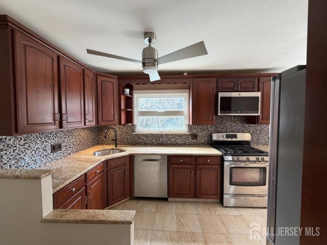 2 Elaine Court Old Bridge NJ 08857