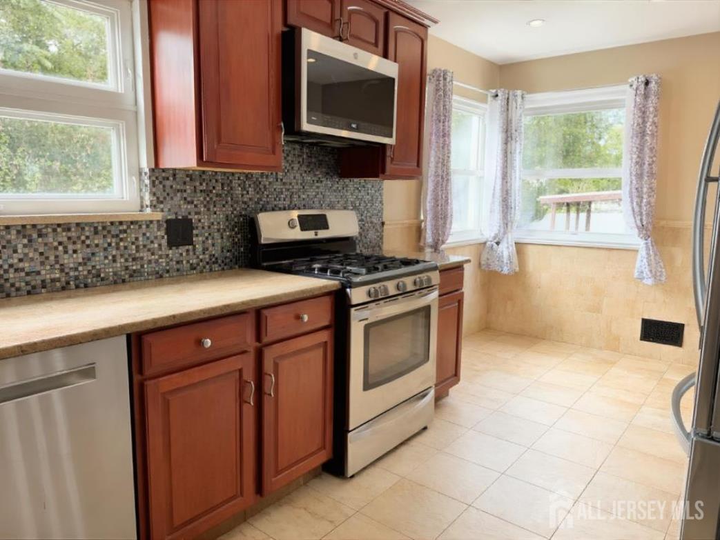 2 Elaine Court Old Bridge NJ 08857