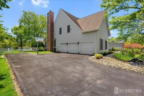 7 Camas Court Plainsboro NJ 08536