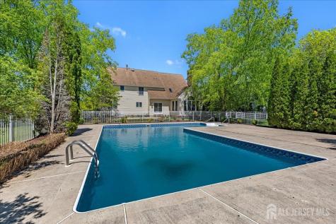 7 Camas Court Plainsboro NJ 08536