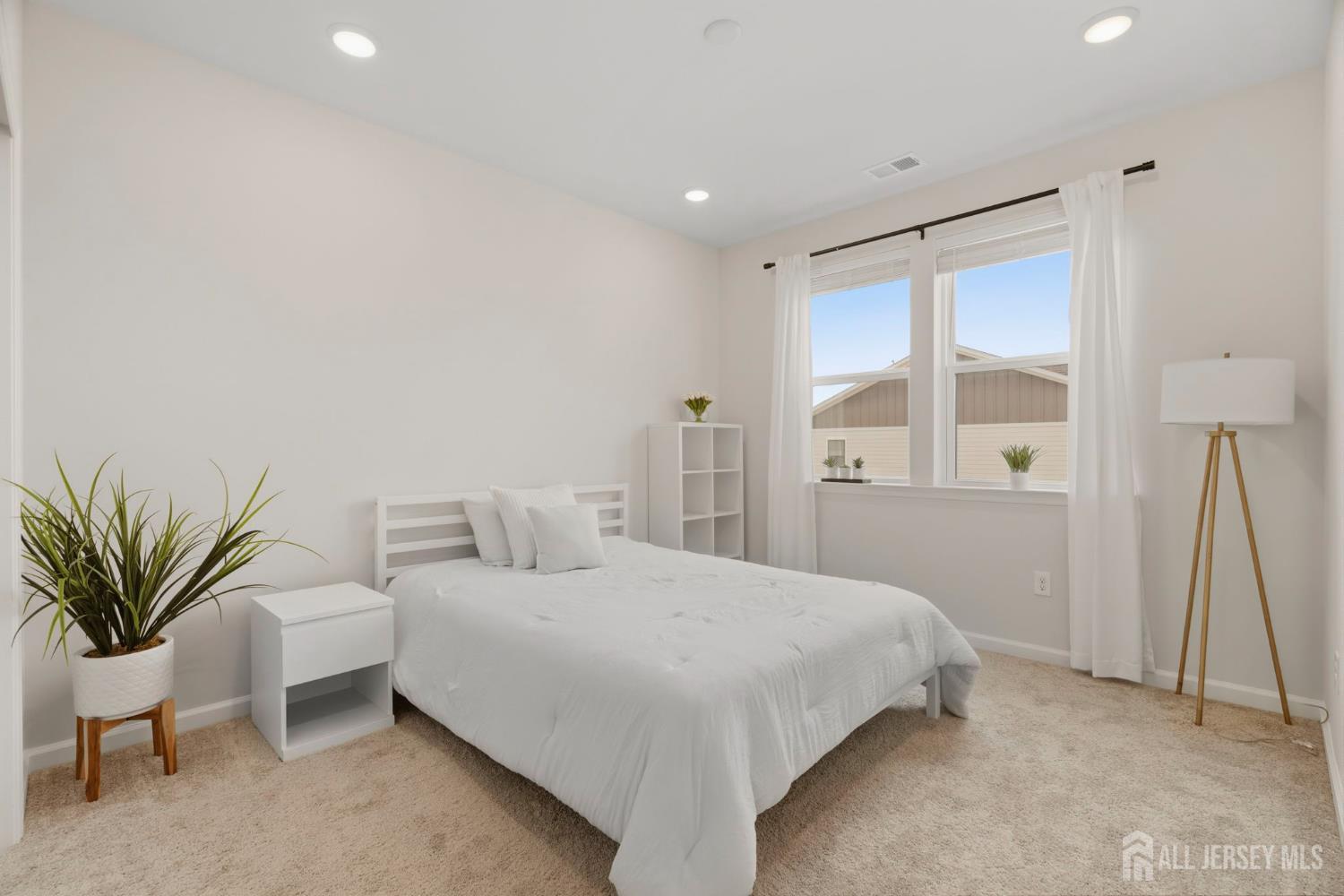 119 Sadie Circle New Brunswick NJ 08901