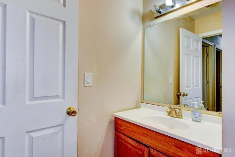 27 Newell Avenue New Brunswick NJ 08901