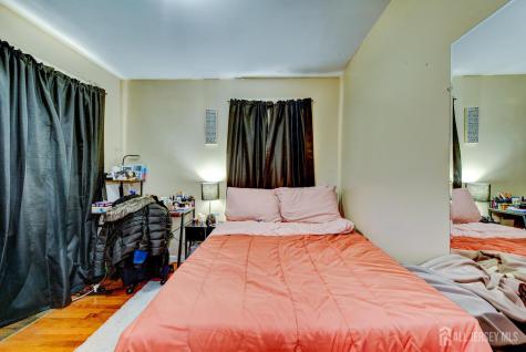 27 Newell Avenue New Brunswick NJ 08901