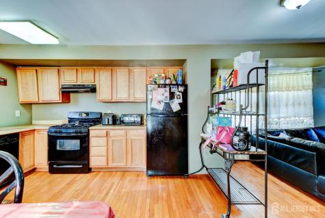 27 Newell Avenue New Brunswick NJ 08901