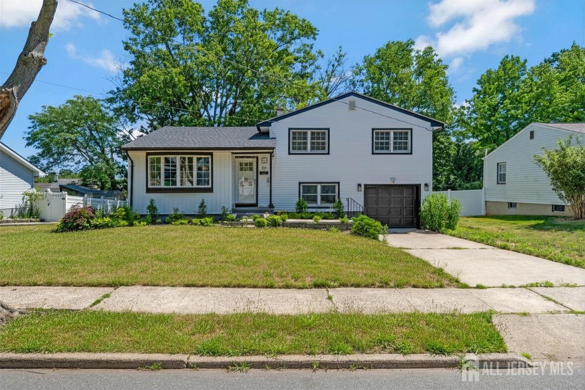 33 Larchmont Road Edison NJ 08837