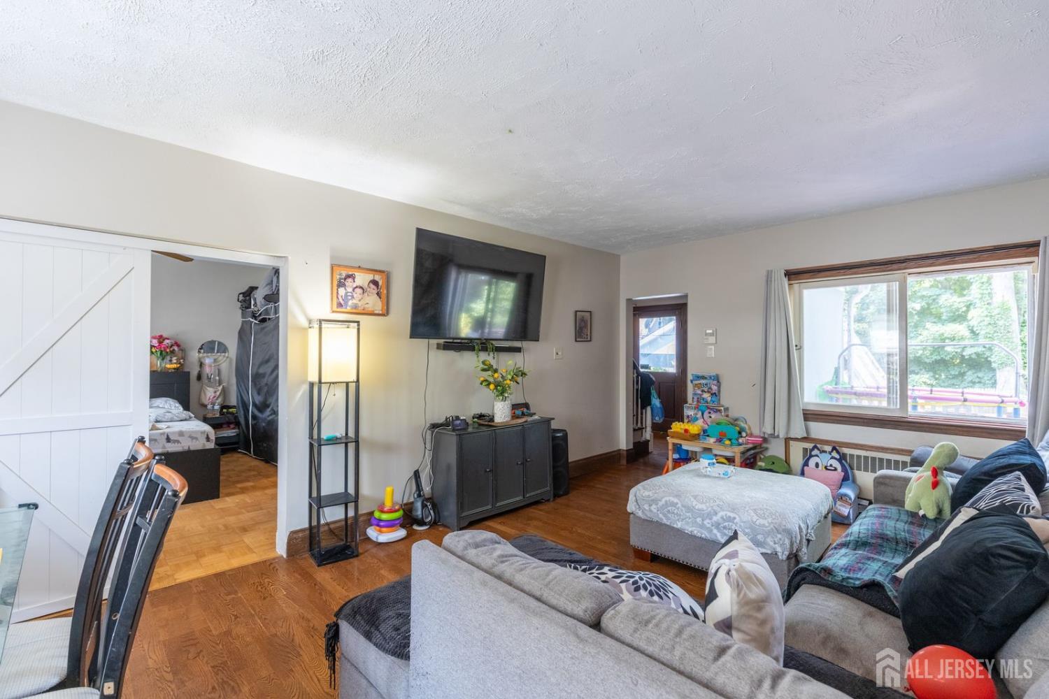 73 Nichol Avenue New Brunswick NJ 08901