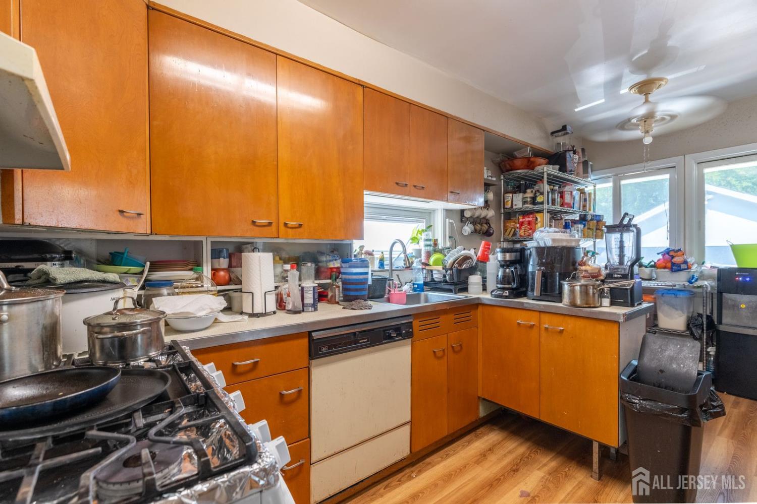 73 Nichol Avenue New Brunswick NJ 08901