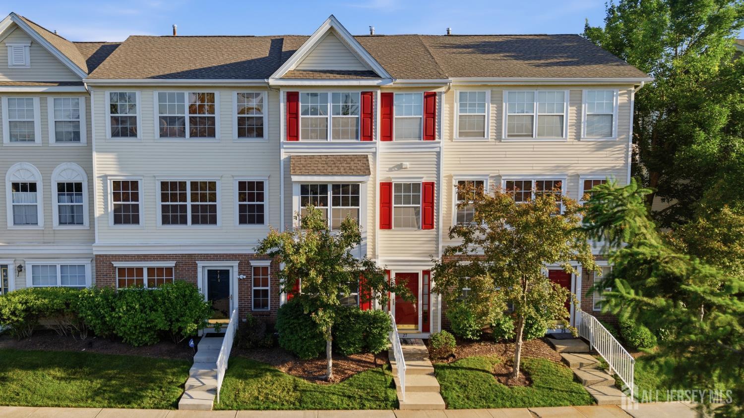 27 Woodlake Drive Parlin NJ 08872