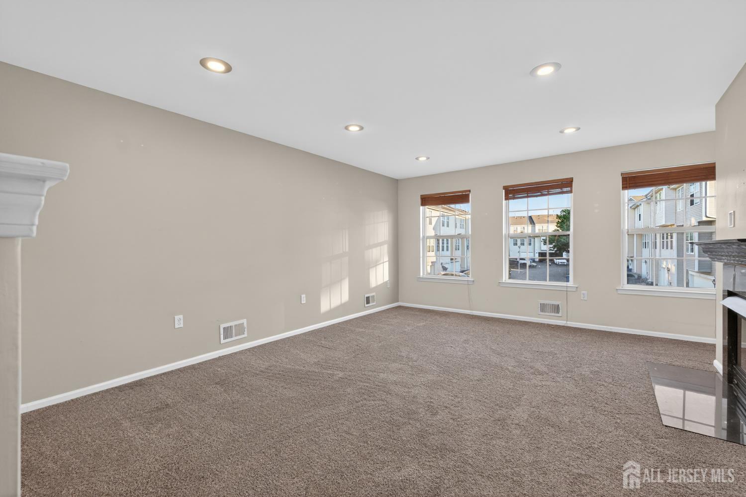 27 Woodlake Drive Parlin NJ 08872