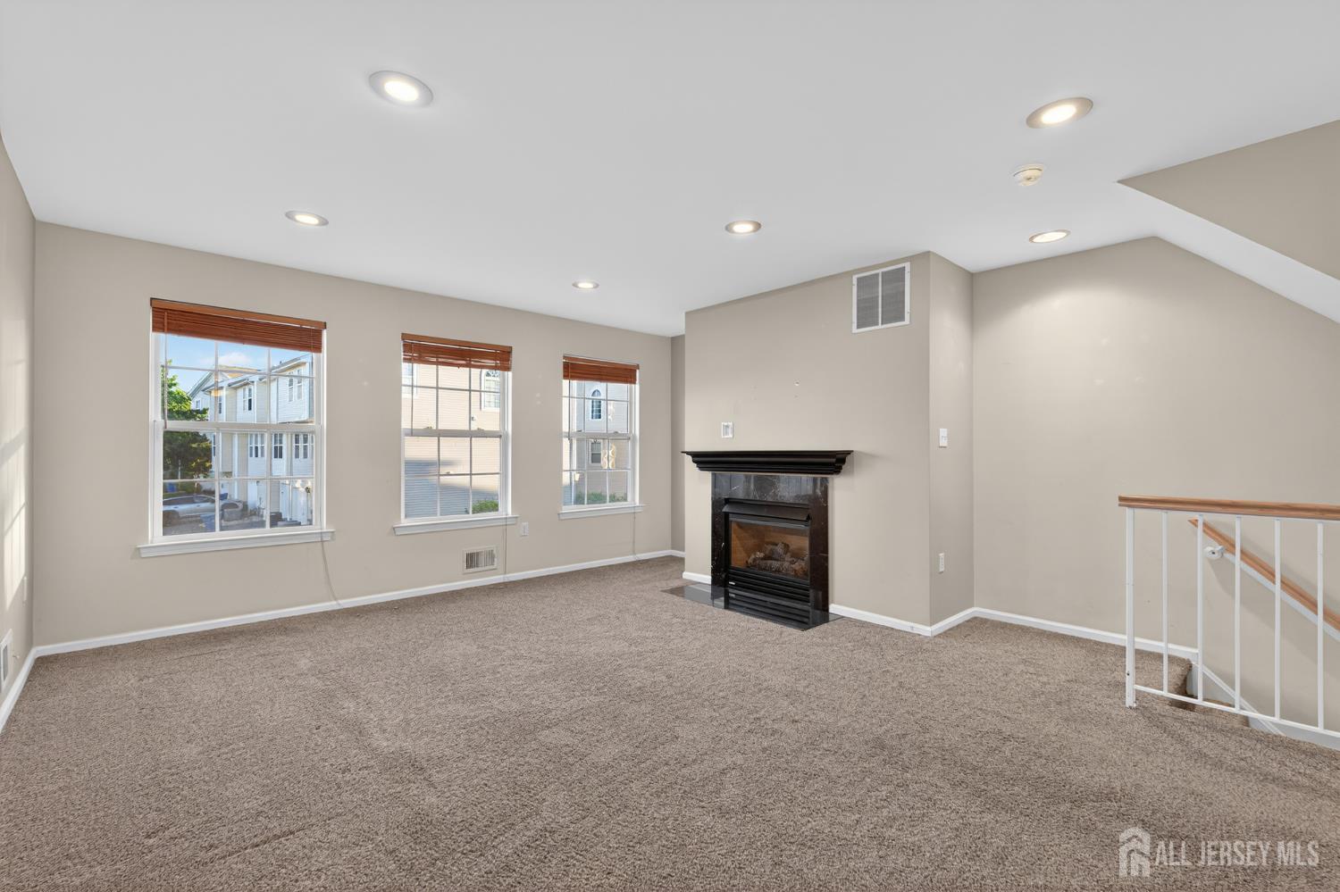 27 Woodlake Drive Parlin NJ 08872