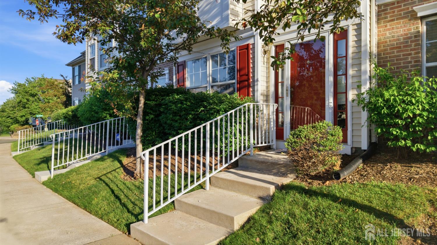 27 Woodlake Drive Parlin NJ 08872