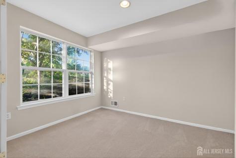27 Woodlake Drive Parlin NJ 08872