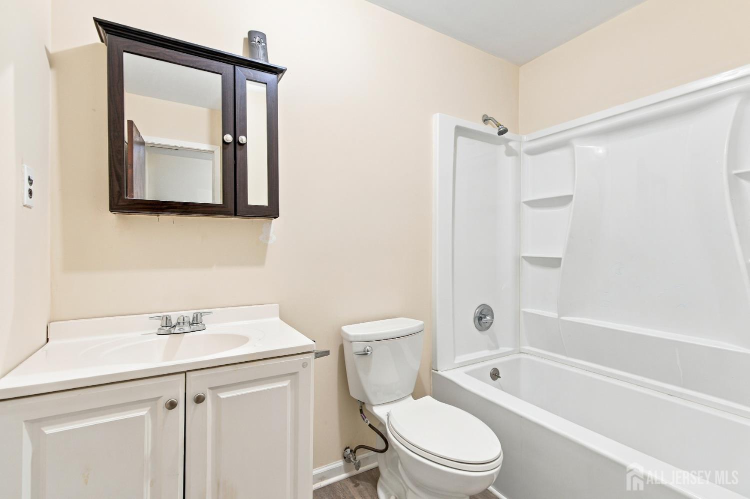 1402 Merrywood Drive Edison NJ 08817