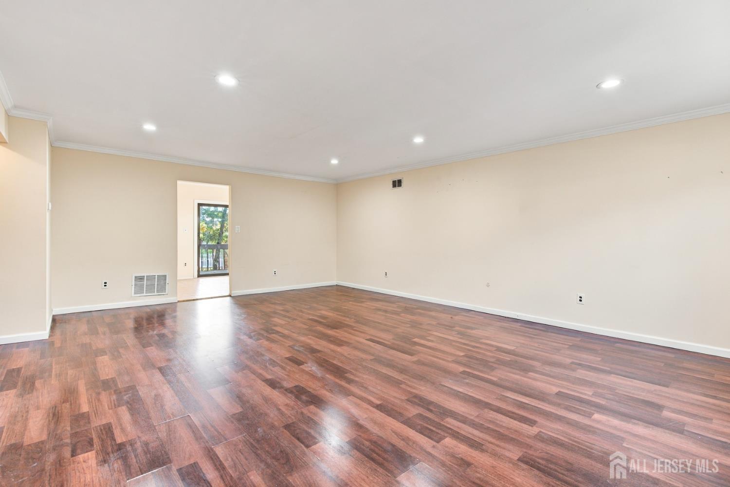 1402 Merrywood Drive Edison NJ 08817