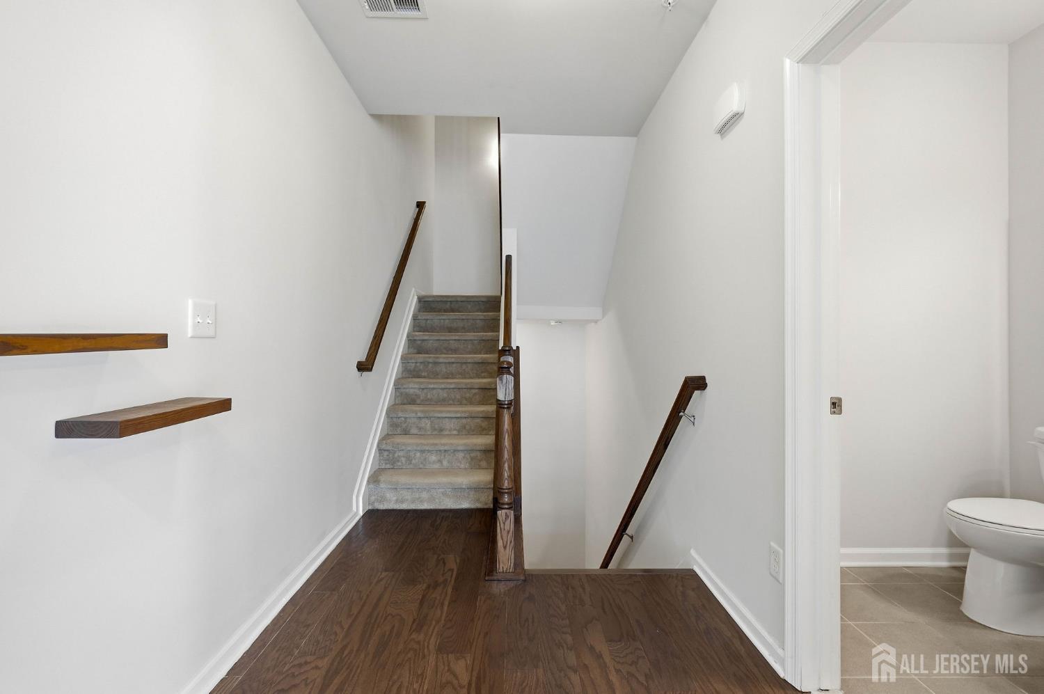 1424 Hudson Circle Highland Park NJ 08904