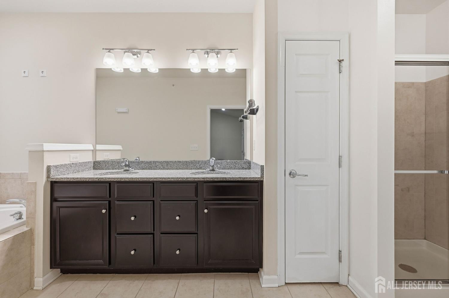 1424 Hudson Circle Highland Park NJ 08904
