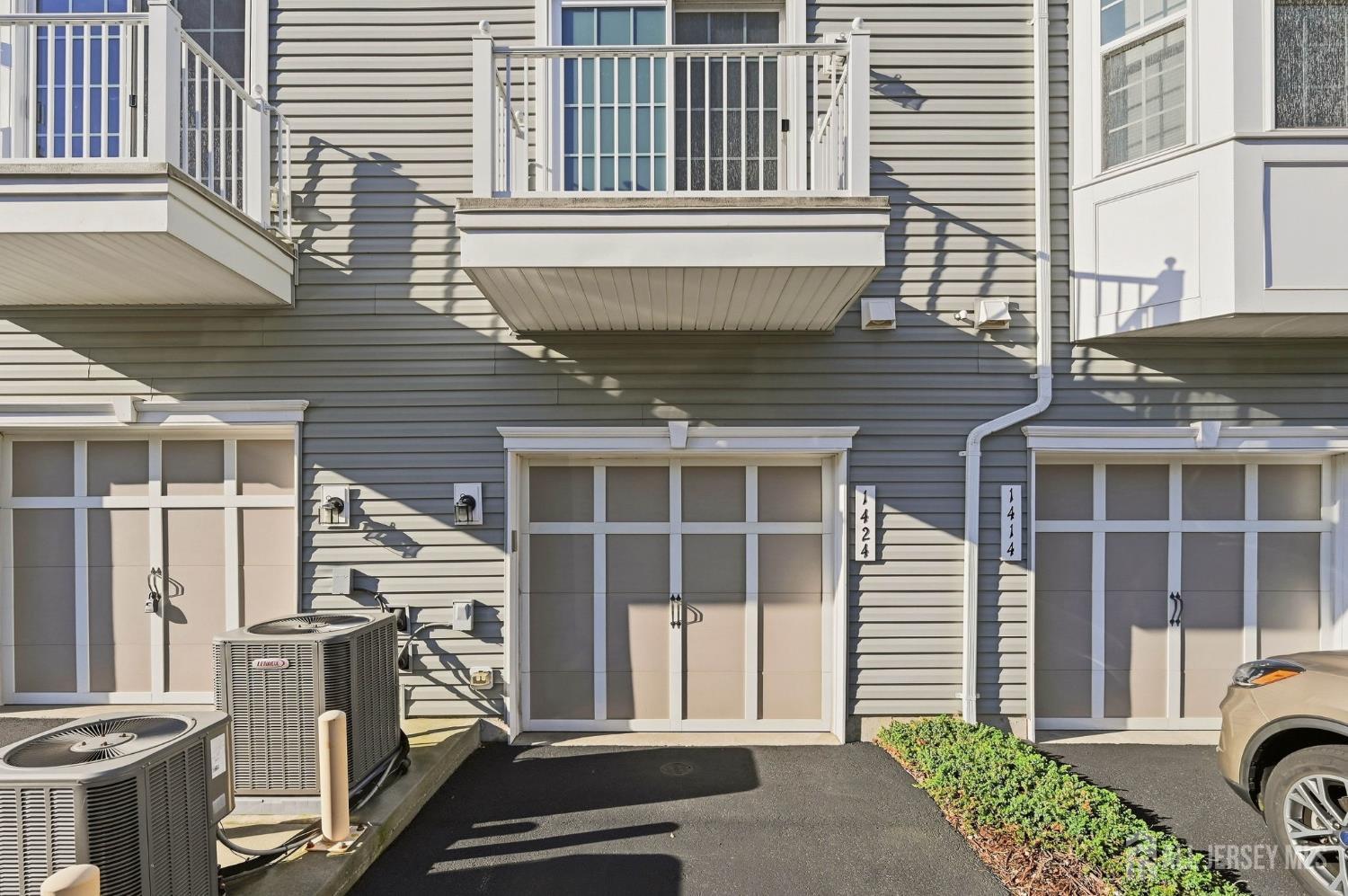 1424 Hudson Circle Highland Park NJ 08904