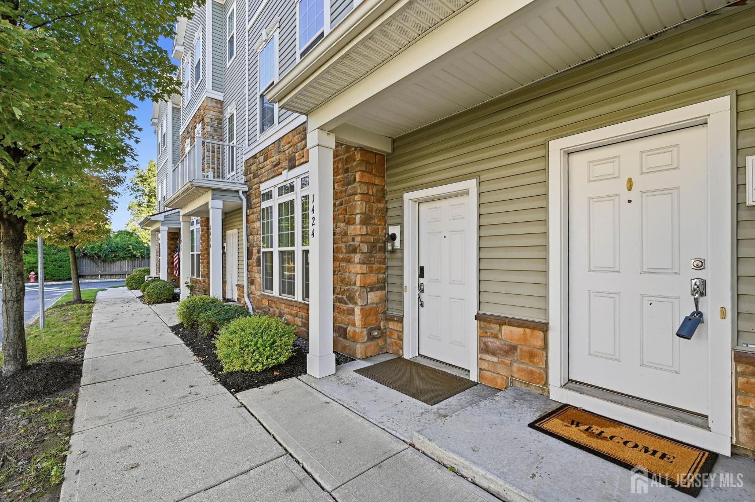 1424 Hudson Circle Highland Park NJ 08904