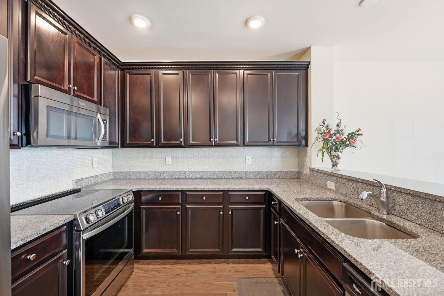 1424 Hudson Circle Highland Park NJ 08904