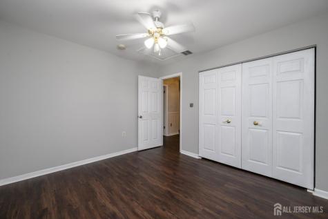 5 Cherrywood Drive Piscataway NJ 08854