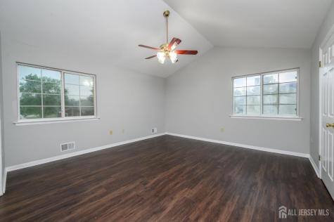5 Cherrywood Drive Piscataway NJ 08854