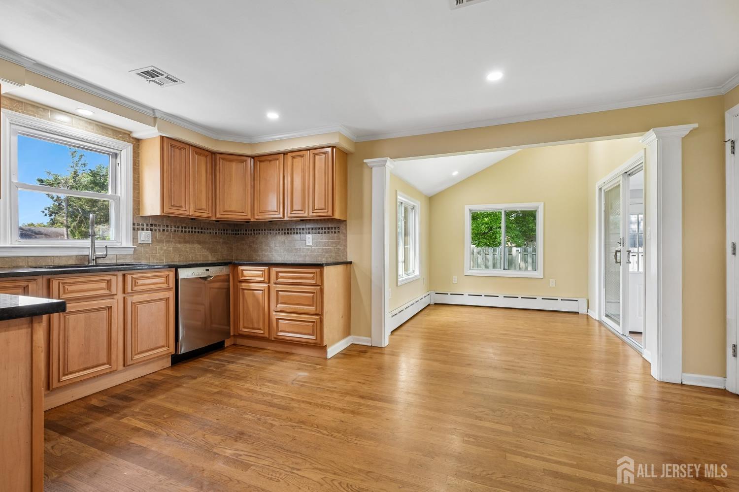 1402 Dey Street South Plainfield NJ 07080
