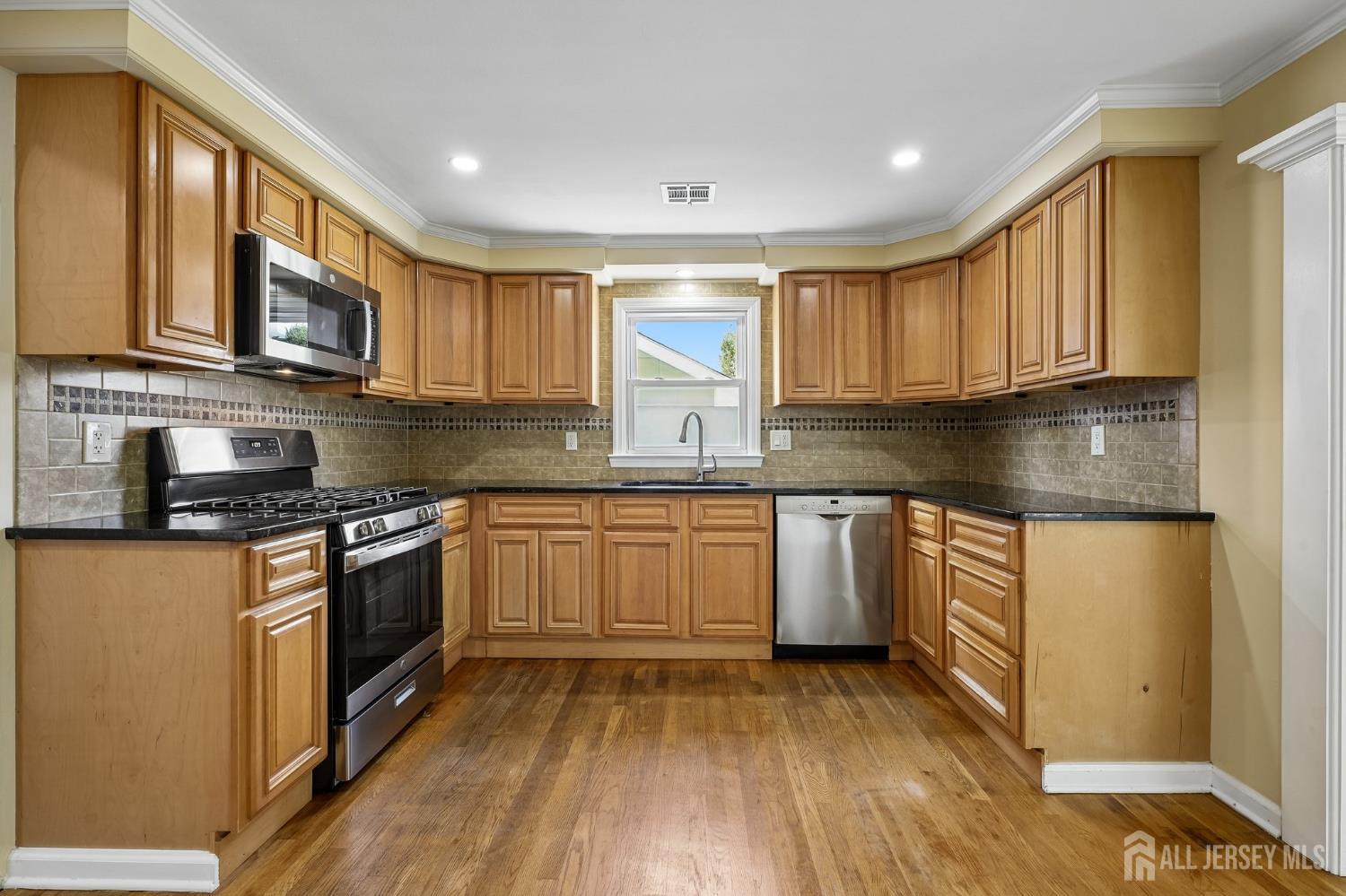 1402 Dey Street South Plainfield NJ 07080