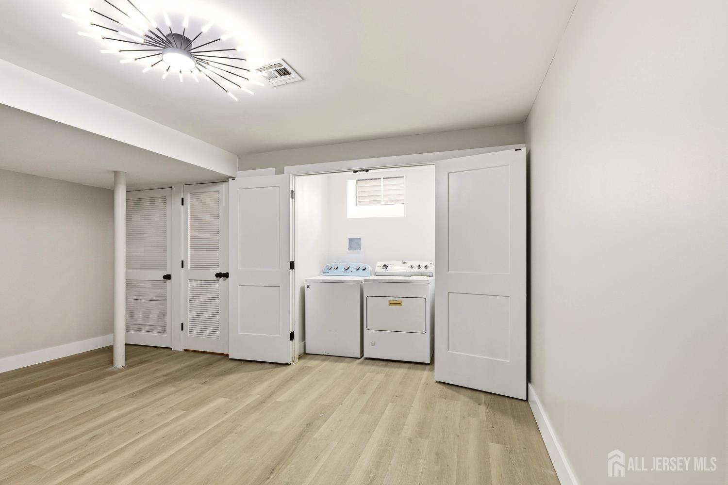 8 Somerset Street Carteret NJ 07008