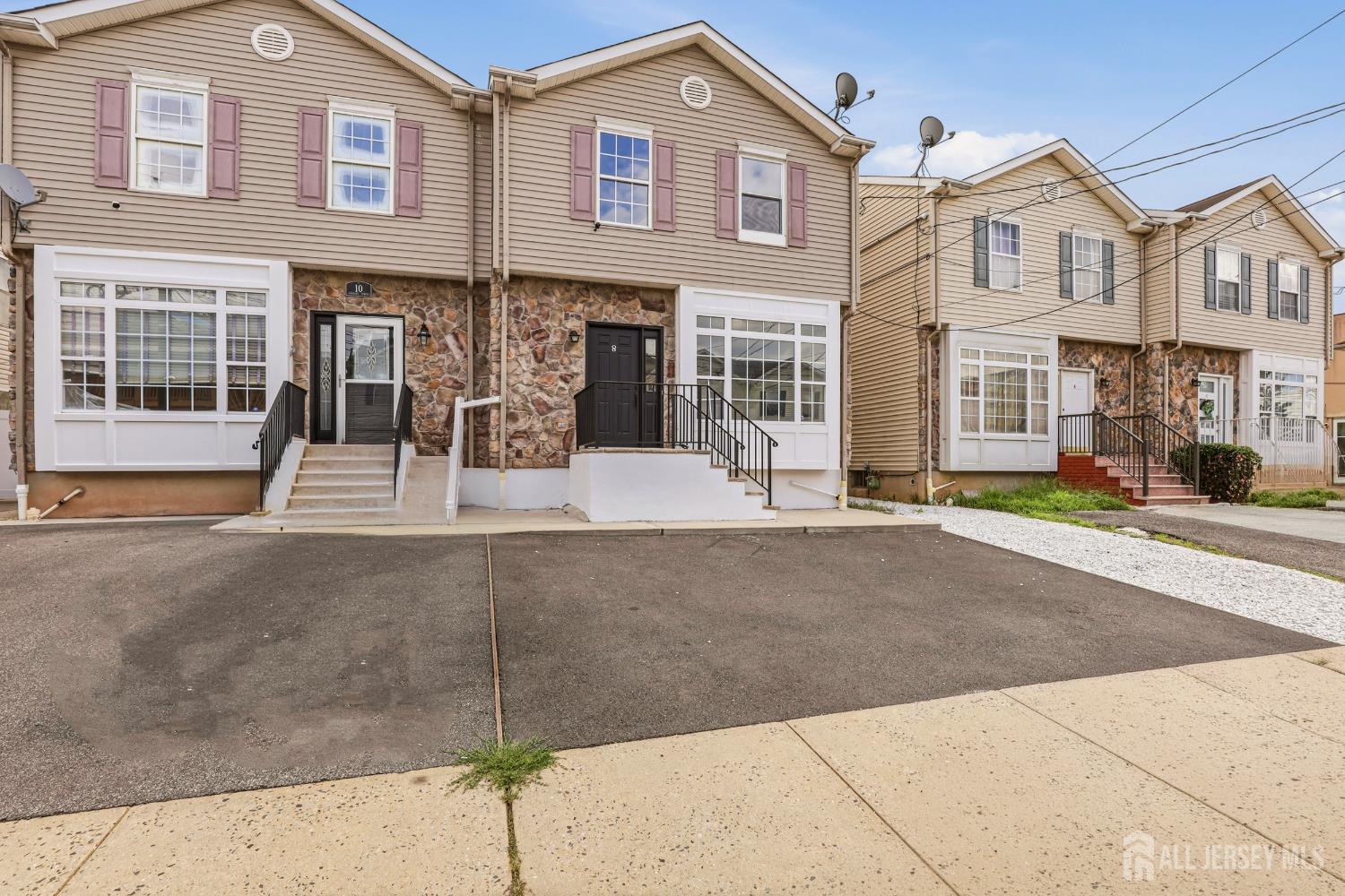 8 Somerset Street Carteret NJ 07008