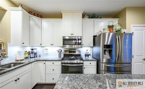 303 Bayside Court South Amboy NJ 08879