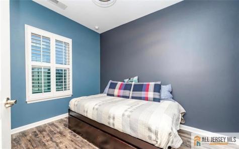 303 Bayside Court South Amboy NJ 08879
