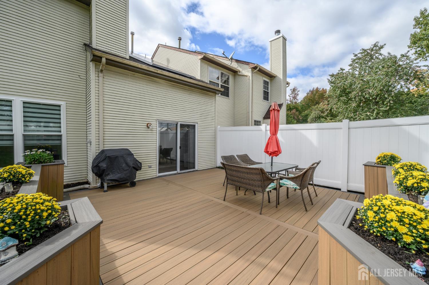 27 Longbrook Lane Howell NJ 07728