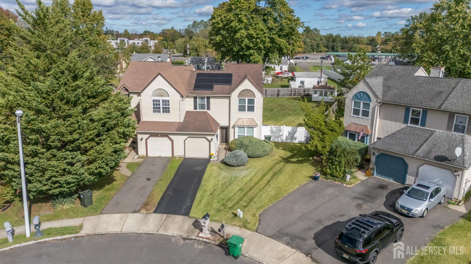 27 Longbrook Lane Howell NJ 07728