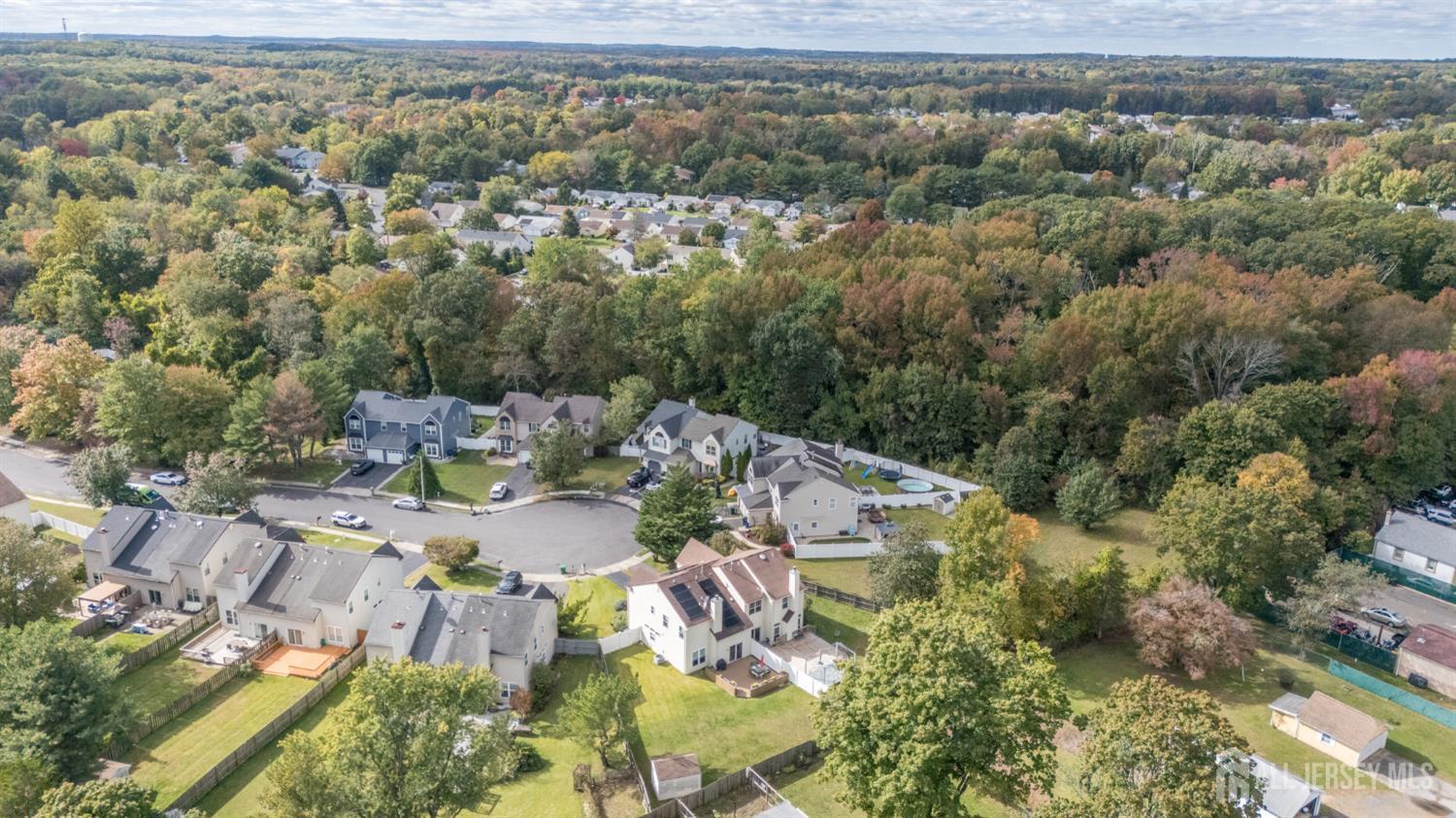 27 Longbrook Lane Howell NJ 07728