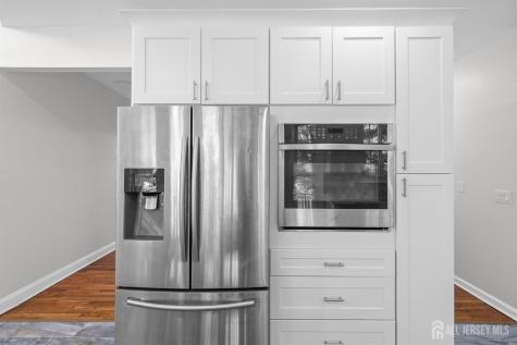 46 Pin Oak Drive North Brunswick NJ 08902